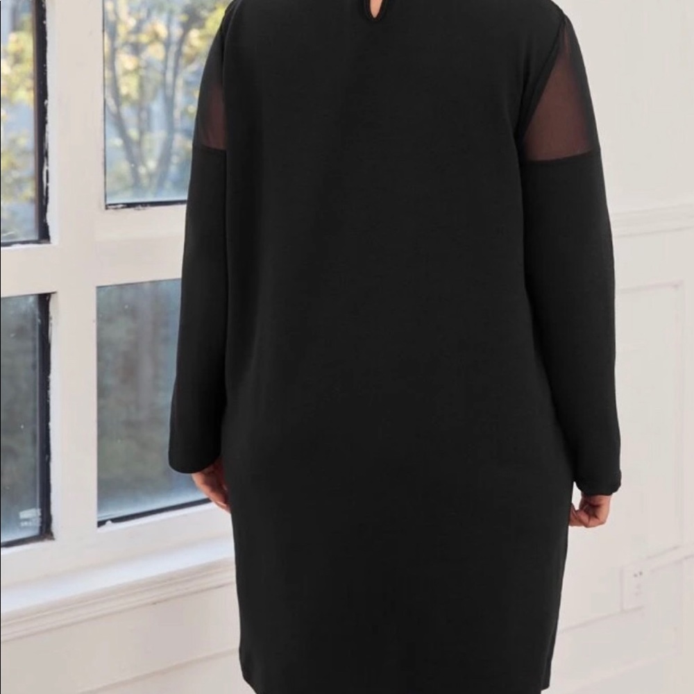 Dress - Picture 2 of 4